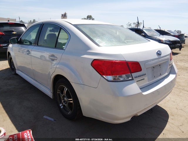 2011 Subaru Legacy 2.5i მანქანა იყიდება აუქციონზე, vin: 4S3BMBA66B3250646, აუქციონის ნომერი: 45727115
