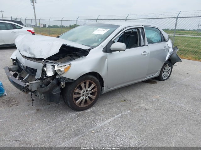 45727117 :رقم المزاد ، 1NXBU4EE5AZ361285 vin ، 2010 Toyota Corolla Le مزاد بيع