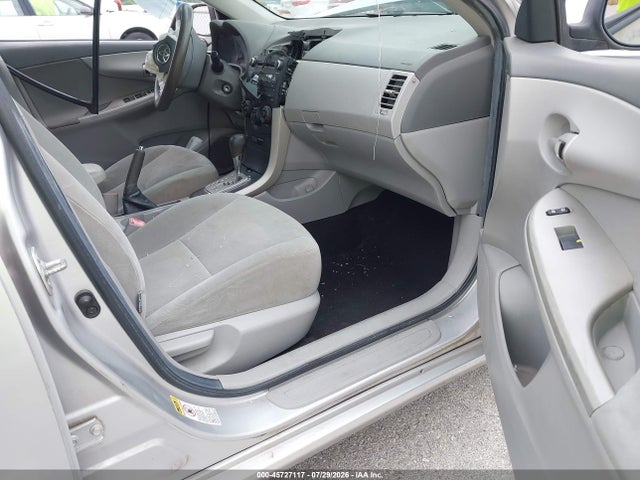 45727117 :رقم المزاد ، 1NXBU4EE5AZ361285 vin ، 2010 Toyota Corolla Le مزاد بيع