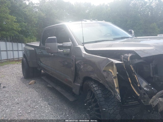 45727122 :رقم المزاد ، 1FT8W4DM1RED01785 vin ، 2024 Ford F-450 Platinum مزاد بيع
