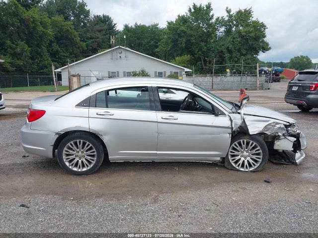 Продаж на аукціоні авто 2012 Chrysler 200 Limited, vin: 1C3CCBCB1CN330044, номер лоту: 45727123