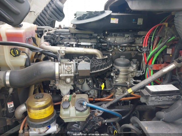 2015 Freightliner Cascadia 125 მანქანა იყიდება აუქციონზე, vin: 3AKJGLD59FSGJ6438, აუქციონის ნომერი: 45727187