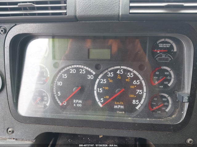 2015 Freightliner Cascadia 125 მანქანა იყიდება აუქციონზე, vin: 3AKJGLD59FSGJ6438, აუქციონის ნომერი: 45727187