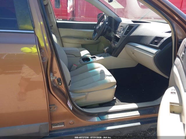 45727238 :رقم المزاد ، 4S4BRBCC2B3380388 vin ، 2011 Subaru Outback 2.5i Premium مزاد بيع