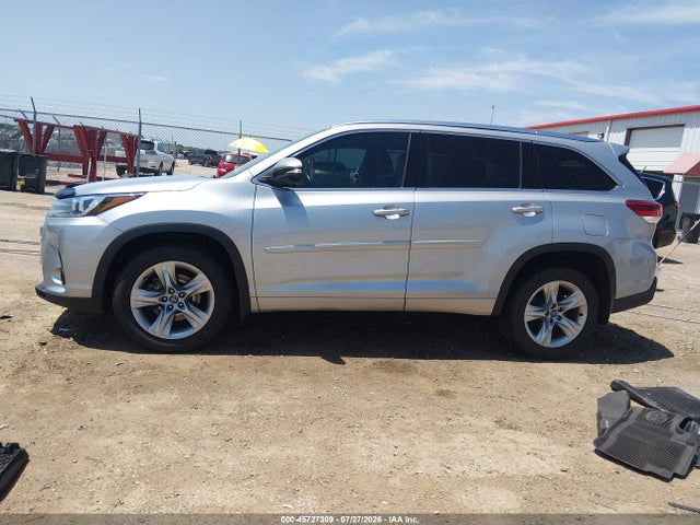 Toyota Highlander Limited 2017 5TDDZRFH4HS397326 Image 14
