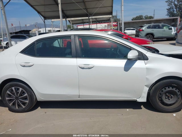Toyota COROLLA LE 2017 5YFBURHE3HP685534 Image 13