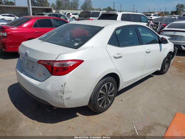 Toyota COROLLA LE 2017 5YFBURHE3HP685534 Image 4
