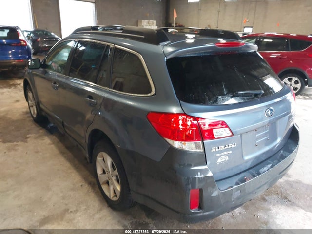 45727363 :رقم المزاد ، 4S4BRBGC2D3310581 vin ، 2013 Subaru Outback 2.5i Premium مزاد بيع