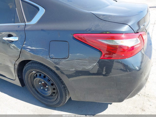 1N4AL3AP3JC264022 Nissan Altima 2.5 S