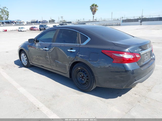 1N4AL3AP3JC264022 Nissan Altima 2.5 S