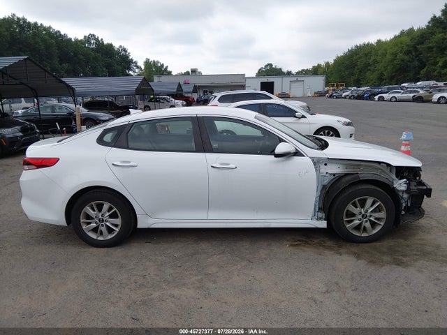 Продажа на аукционе авто 2016 Kia Optima Lx, vin: 5XXGT4L30GG080637, номер лота: 45727377