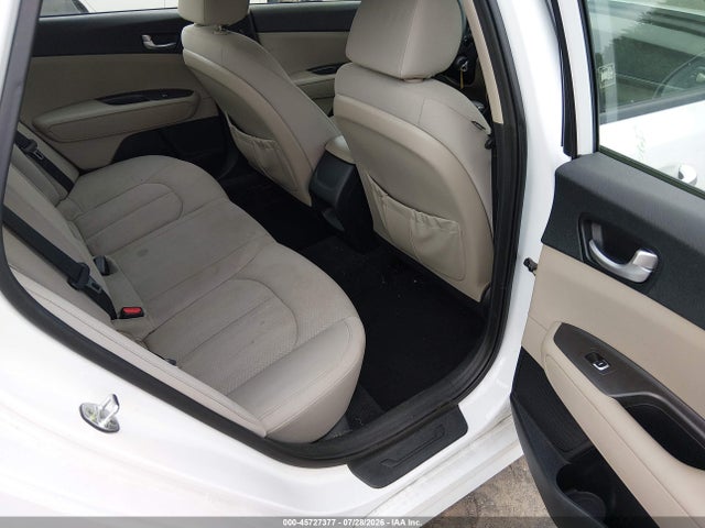 Продажа на аукционе авто 2016 Kia Optima Lx, vin: 5XXGT4L30GG080637, номер лота: 45727377