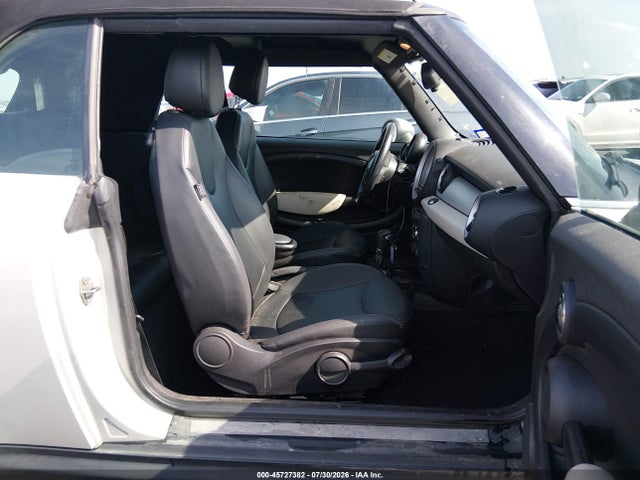 Продажа на аукционе авто 2014 Mini Convertible Cooper, vin: WMWZN3C51ET861322, номер лота: 45727382