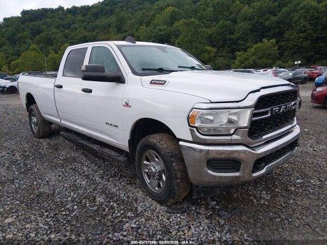 45727399 :رقم المزاد ، 3C6UR5HL6NG237797 vin ، 2022 Ram 2500 Tradesman  4x4 8' Box مزاد بيع