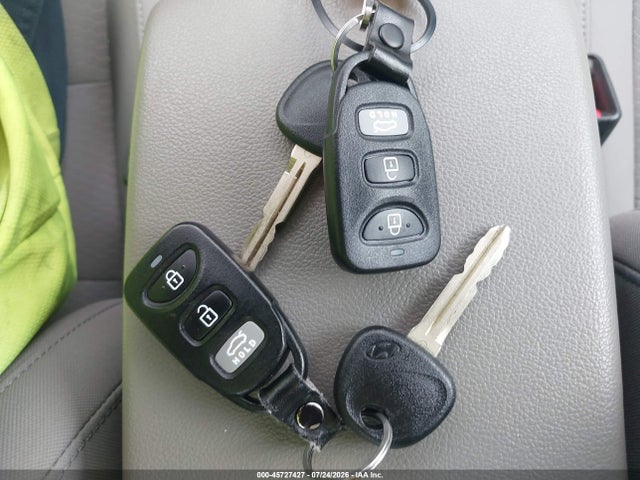 5NPD74LF6LH608889 Hyundai ELANTRA SE
