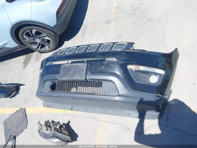 2018 Jeep Compass Latitude Fwd მანქანა იყიდება აუქციონზე, vin: 3C4NJCBB1JT293141, აუქციონის ნომერი: 45727448
