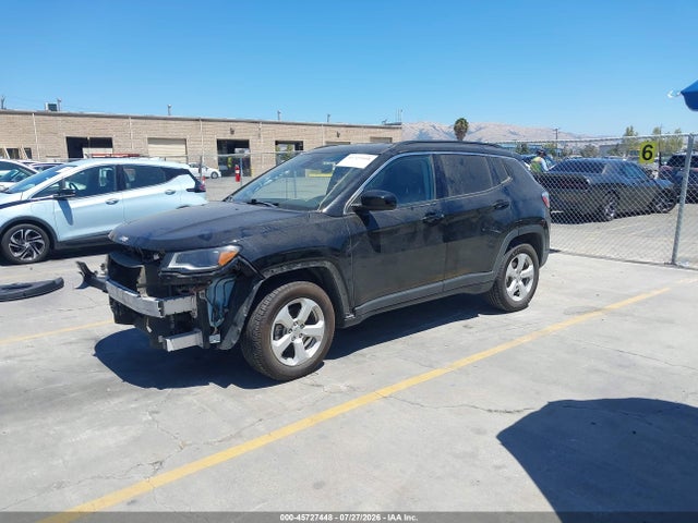 2018 Jeep Compass Latitude Fwd მანქანა იყიდება აუქციონზე, vin: 3C4NJCBB1JT293141, აუქციონის ნომერი: 45727448