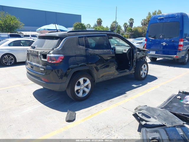2018 Jeep Compass Latitude Fwd მანქანა იყიდება აუქციონზე, vin: 3C4NJCBB1JT293141, აუქციონის ნომერი: 45727448
