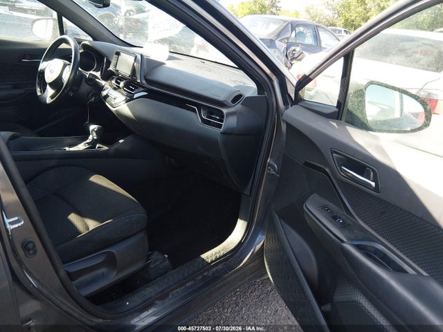45727502 :رقم المزاد ، JTNKHMBX3J1010967 vin ، 2018 Toyota C-hr Xle مزاد بيع