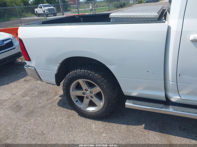 45727508 :رقم المزاد ، 1C6RR7GT0JS244315 vin ، 2018 Ram 1500 Big Horn  4x4 6'4 Box مزاد بيع