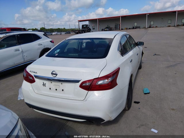 Nissan Altima 2.5 S 2018 1N4AL3AP8JC241268 Image 16