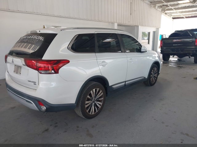 Продажа на аукционе авто 2019 Mitsubishi Outlander Sel, vin: JA4AD3A32KZ036106, номер лота: 45727515