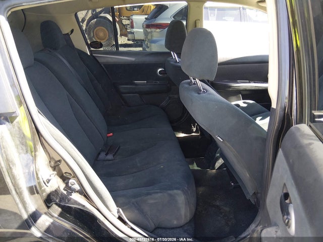 45727616 :رقم المزاد ، 3N1BC1CP3BL486861 vin ، 2011 Nissan Versa 1.8s مزاد بيع