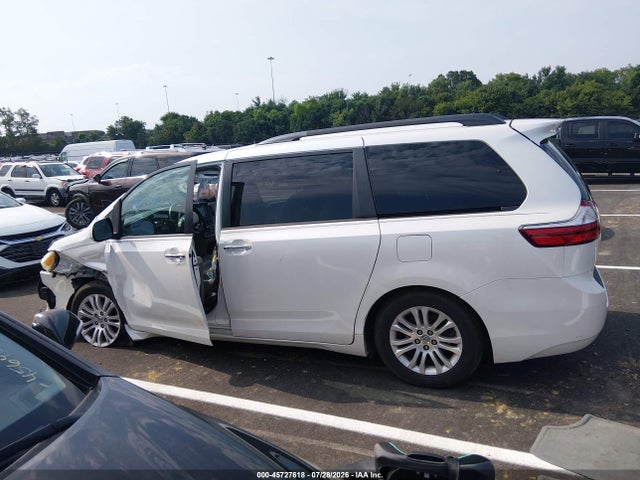 Aukcja sprzedaży 2015 Toyota Sienna Xle 8 Passenger, vin: 5TDYK3DC9FS553609, numer aukcji: 45727618