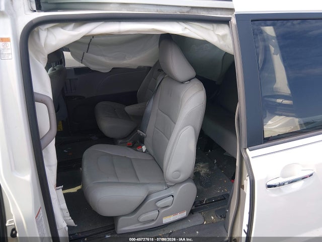 Aukcja sprzedaży 2015 Toyota Sienna Xle 8 Passenger, vin: 5TDYK3DC9FS553609, numer aukcji: 45727618