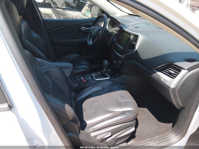 Продажа на аукционе авто 2015 Jeep Cherokee Trailhawk, vin: 1C4PJMBS4FW704936, номер лота: 45727624