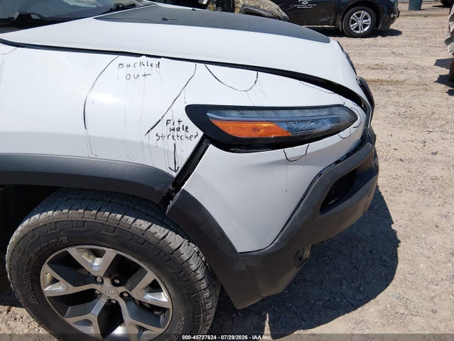 Продажа на аукционе авто 2015 Jeep Cherokee Trailhawk, vin: 1C4PJMBS4FW704936, номер лота: 45727624