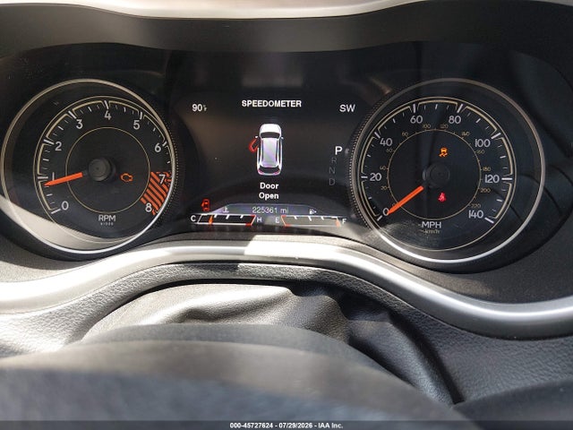 Продажа на аукционе авто 2015 Jeep Cherokee Trailhawk, vin: 1C4PJMBS4FW704936, номер лота: 45727624