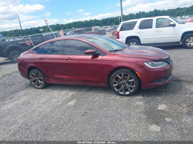 2016 Chrysler 200 S მანქანა იყიდება აუქციონზე, vin: 1C3CCCDGXGN142810, აუქციონის ნომერი: 45727649