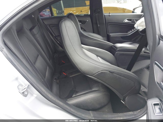 Mercedes-Benz CLA 250 2019 WDDSJ4EB7KN699081 Image 8
