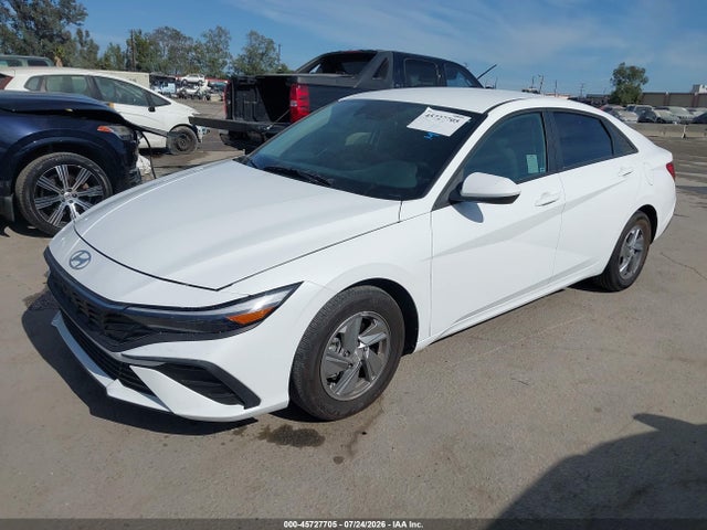 KMHLL4DG1SU009493 Hyundai ELANTRA SE