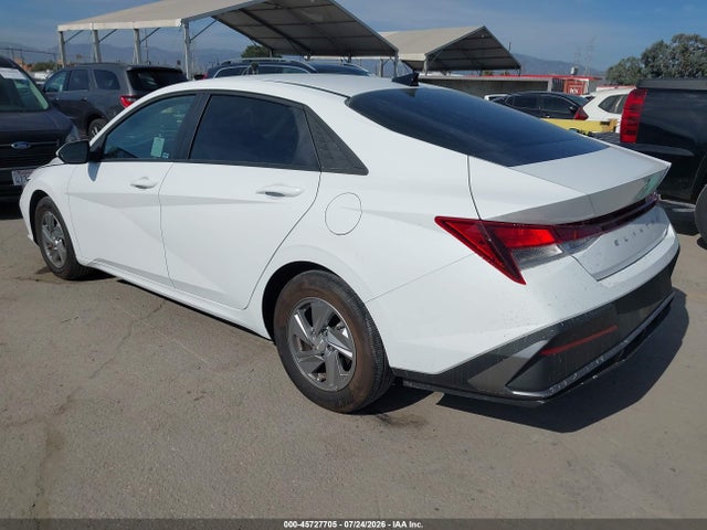 KMHLL4DG1SU009493 Hyundai ELANTRA SE