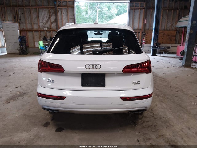 45727771 :رقم المزاد ، WA1BNAFYXJ2053060 vin ، 2018 Audi Q5 مزاد بيع