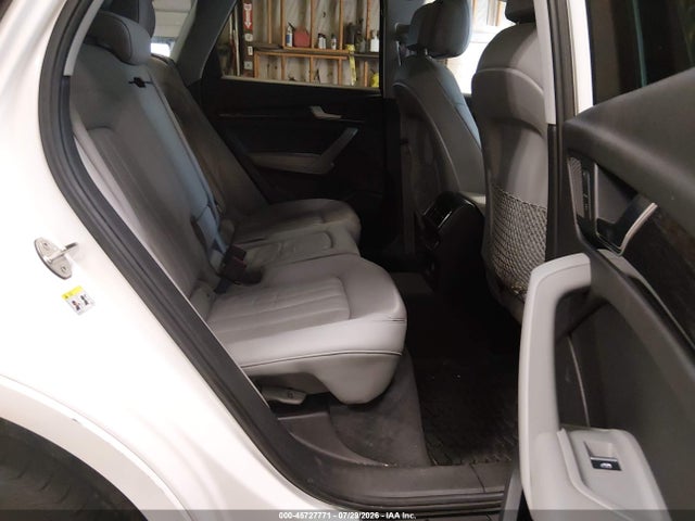 45727771 :رقم المزاد ، WA1BNAFYXJ2053060 vin ، 2018 Audi Q5 مزاد بيع