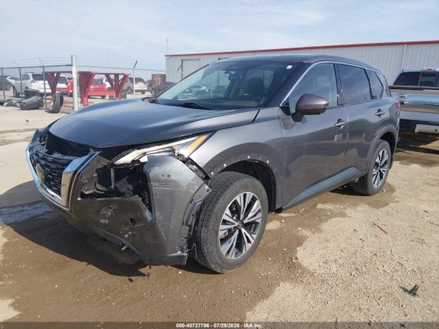 5N1AT3BAXMC813025 Nissan Rogue Sv Fwd