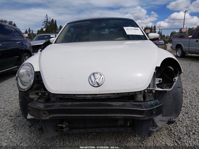 Продажа на аукционе авто 2013 Volkswagen Beetle 2.5l, vin: 3VWJX7AT9DM690431, номер лота: 45727800