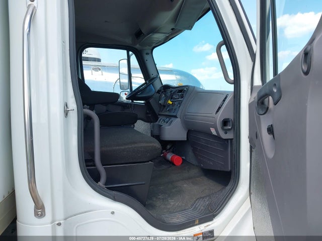 Продажа на аукционе авто 2016 Freightliner M2 106 Medium Duty, vin: 3ALACWDT4GDHN8130, номер лота: 45727829