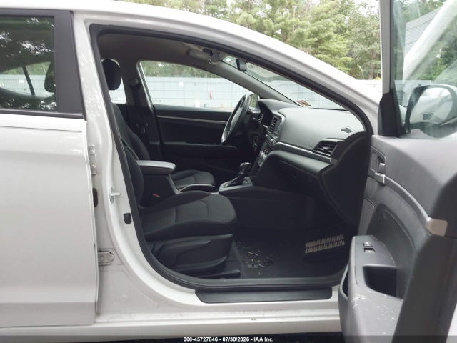 Продажа на аукционе авто 2019 Hyundai Elantra Se, vin: 5NPD74LFXKH494166, номер лота: 45727846