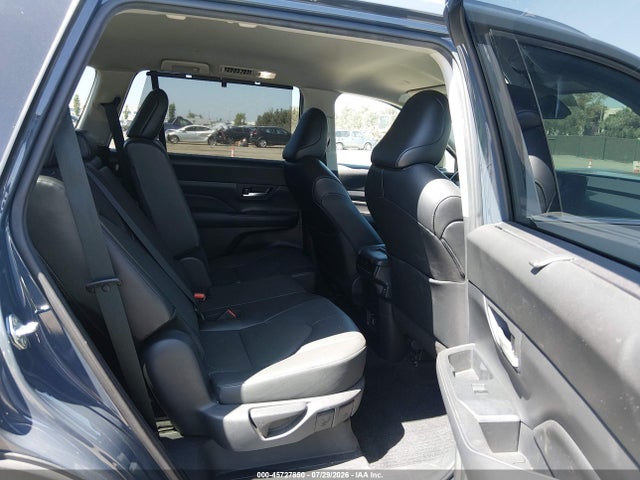 2024 Toyota Grand Highlander Xle მანქანა იყიდება აუქციონზე, vin: 5TDAAAB51RS035611, აუქციონის ნომერი: 45727850