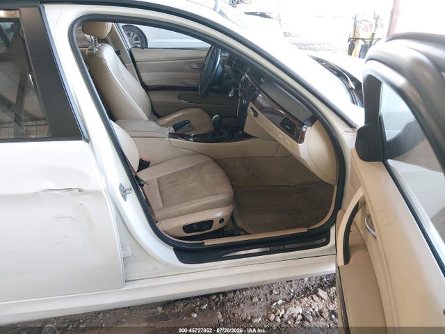 Продаж на аукціоні авто 2011 Bmw 328i, vin: WBAPH7C55BE851737, номер лоту: 45727852
