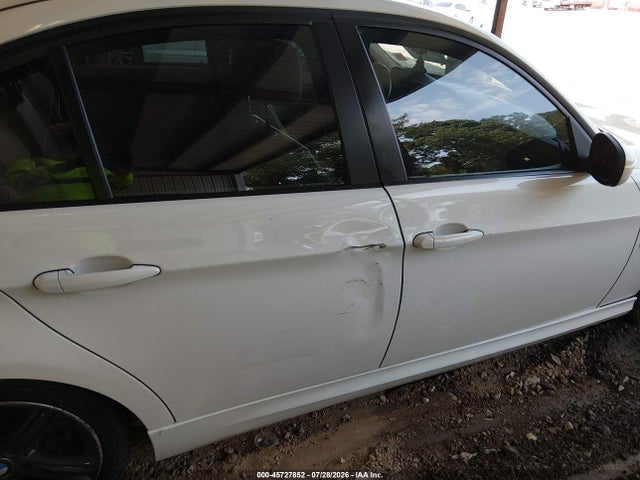 Продаж на аукціоні авто 2011 Bmw 328i, vin: WBAPH7C55BE851737, номер лоту: 45727852