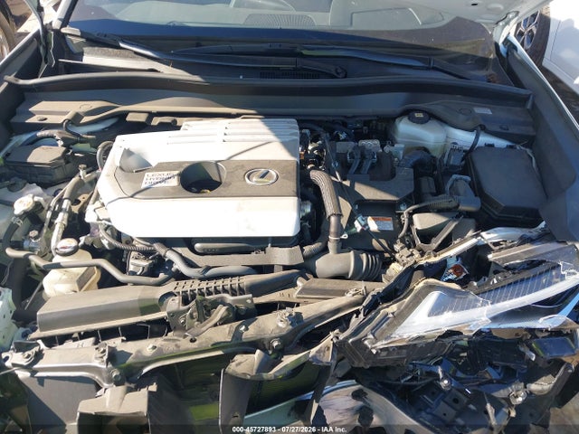 Lexus UX 250H 2021 JTHX9JBH8M2038467 Image 10