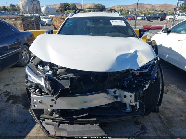 Lexus UX 250H 2021 JTHX9JBH8M2038467 Image 13