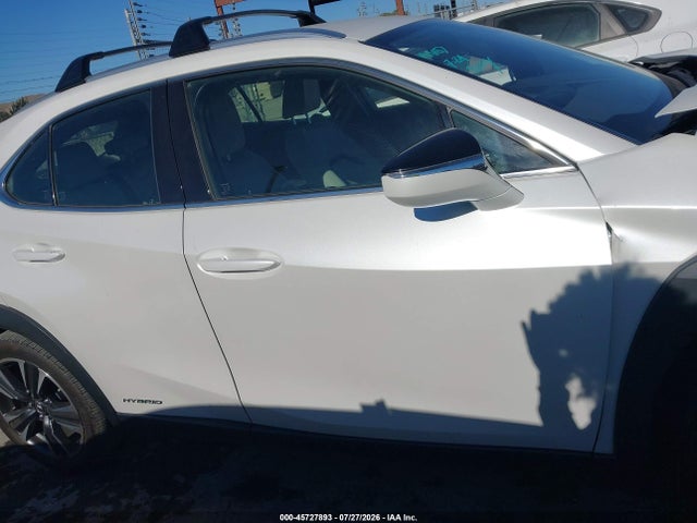 Lexus UX 250H 2021 JTHX9JBH8M2038467 Image 14