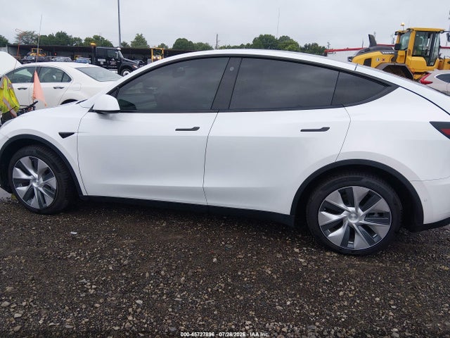 Продаж на аукціоні авто 2021 Tesla Model Y Long Range Dual Motor All-wheel Drive, vin: 5YJYGDEE6MF298717, номер лоту: 45727896