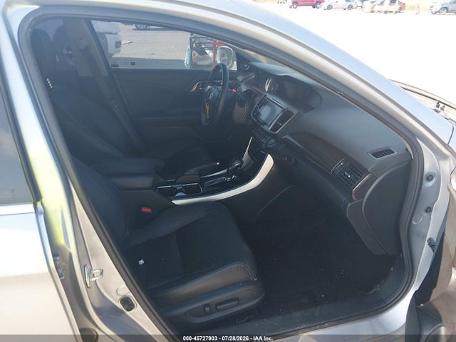 Aukcja sprzedaży 2017 Honda Accord Touring V6, vin: 1HGCR3F91HA033185, numer aukcji: 45727903